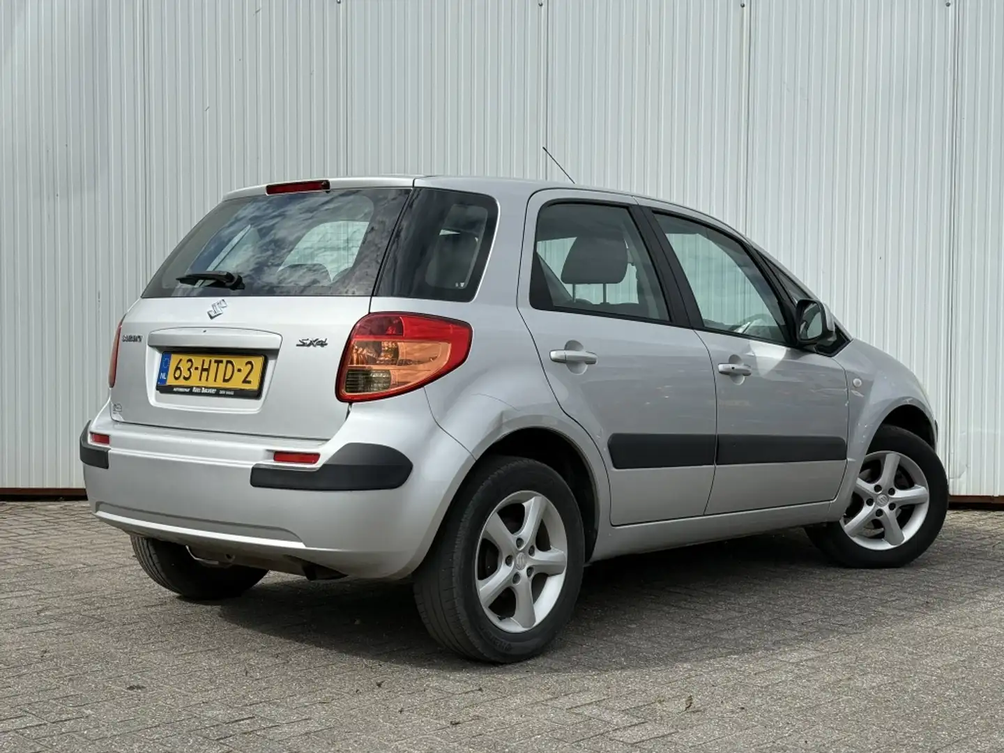 Suzuki SX4 1.6 Exclusive NAP Automaat Airco Gris - 2