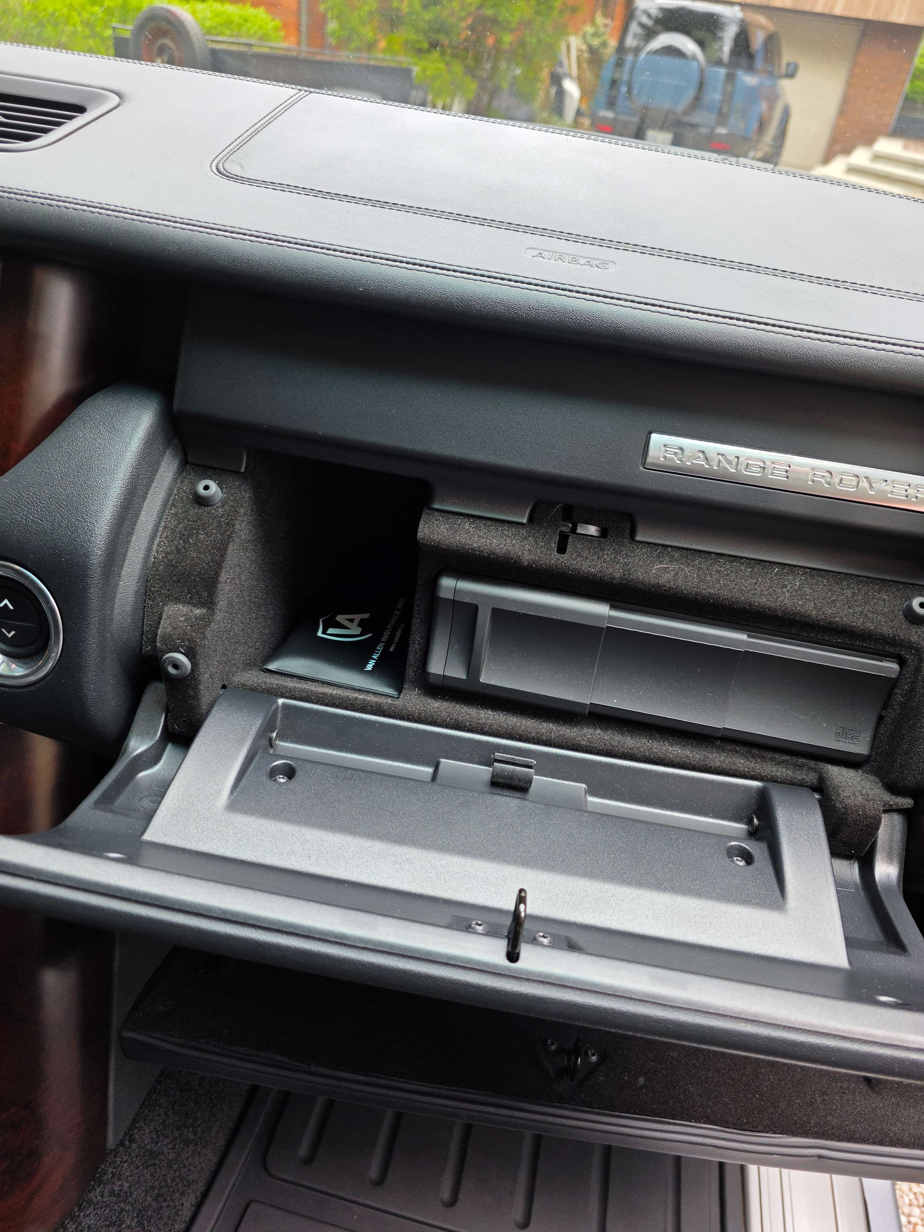 2011 Land Rover Range Rover HSE thumb 9