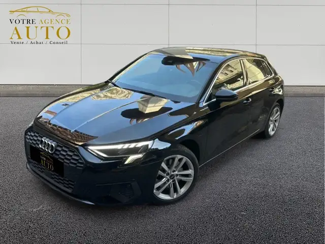 Audi A3 Sportback 1.4 40 TFSI e - 204 - BV S-Tronic 6  8Y SPORTBACK S line PHASE 1