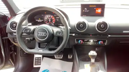 Annonce voiture d'occasion Audi RS3 - CARADIZE