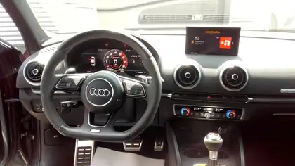 Annonce voiture d'occasion Audi RS3 - CARADIZE