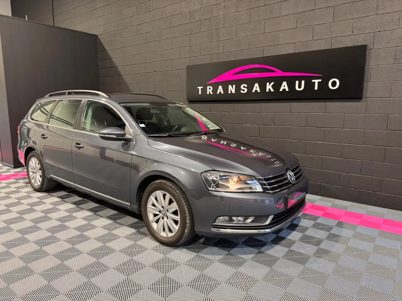 Volkswagen Passat Confortline DSG6