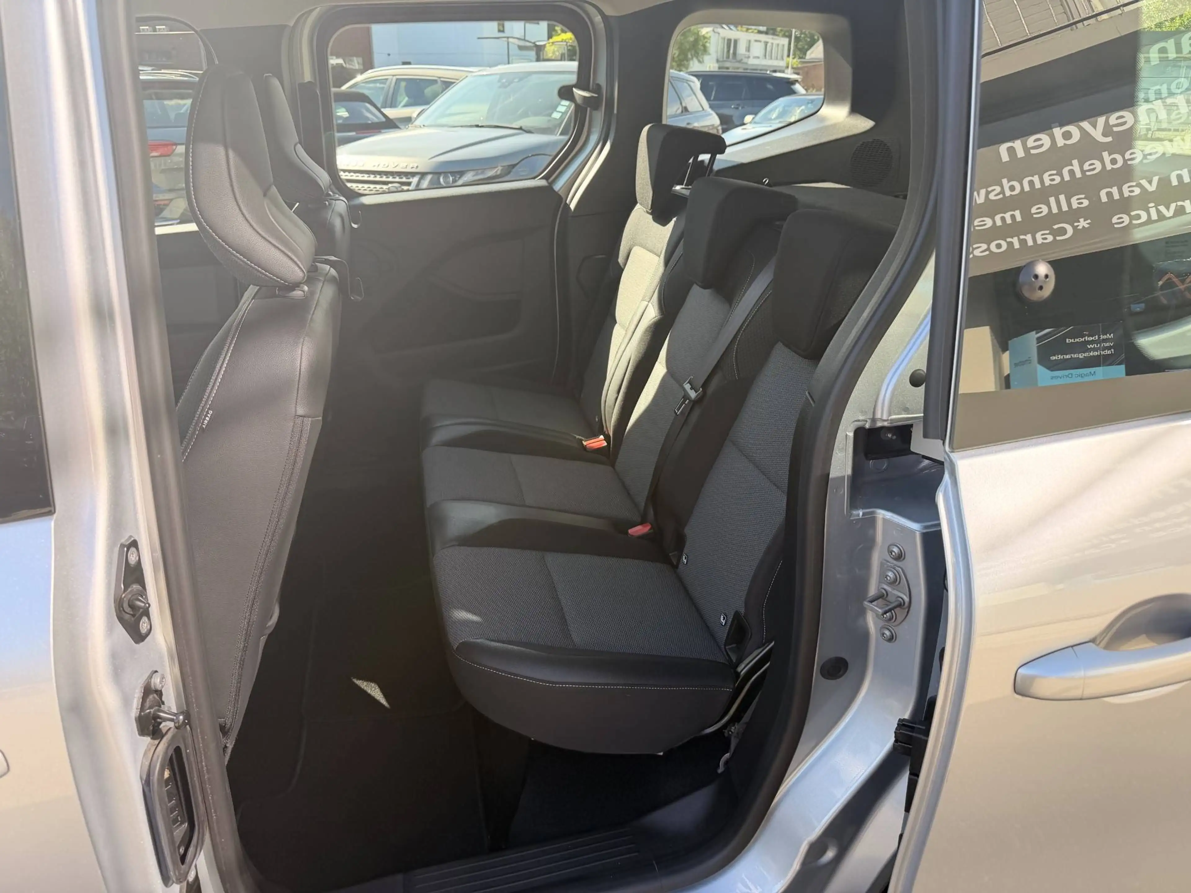 Renault Kangoo Kangoo 1.3 TCe Techno AUTOMAAT NAVI CRUIS AIRCO CARPLAY MET GARANTIE — photo 6
