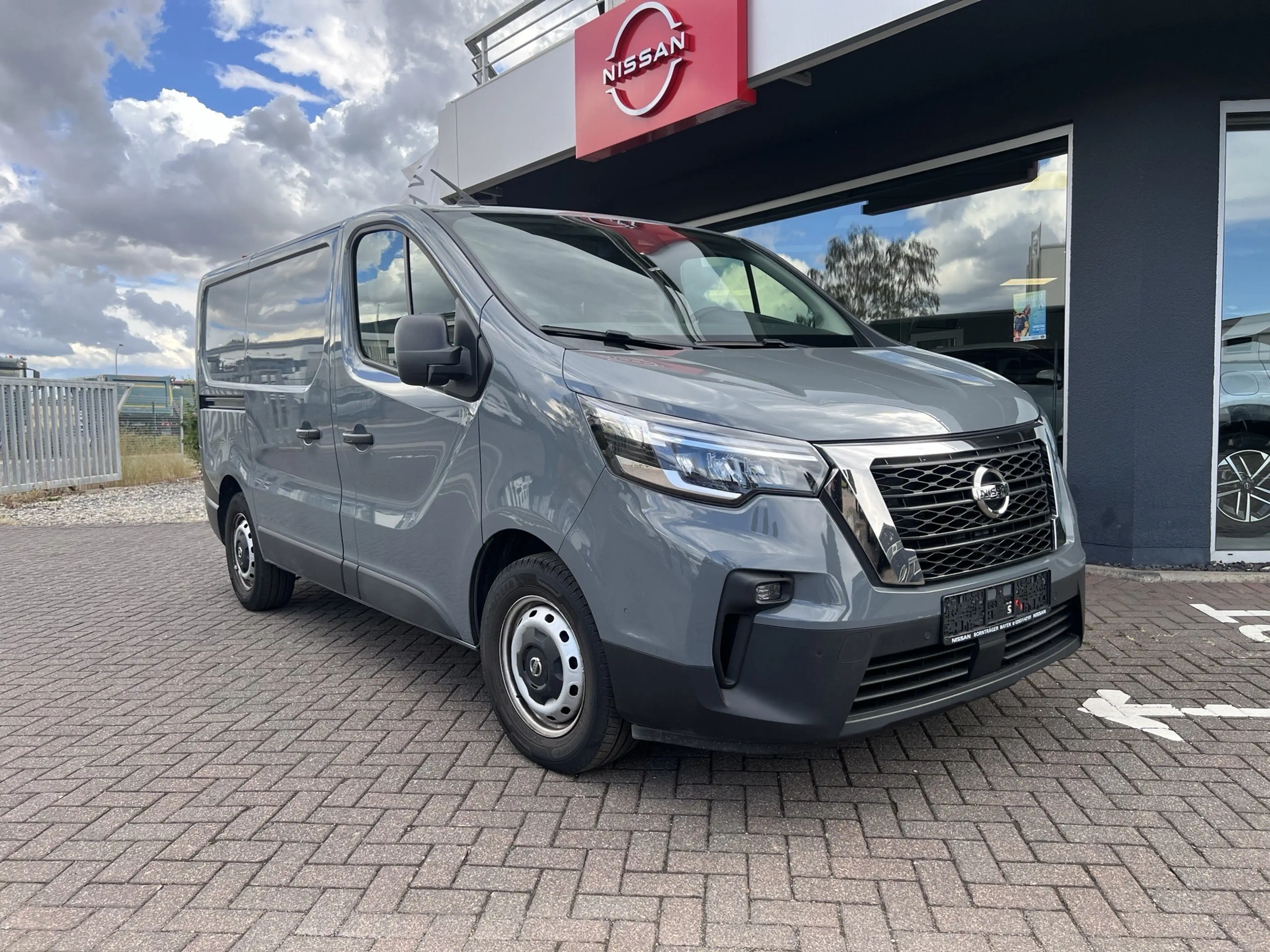 Nissan Primastar L1H1 2,8t N-Connecta Automatik Werksgarantie