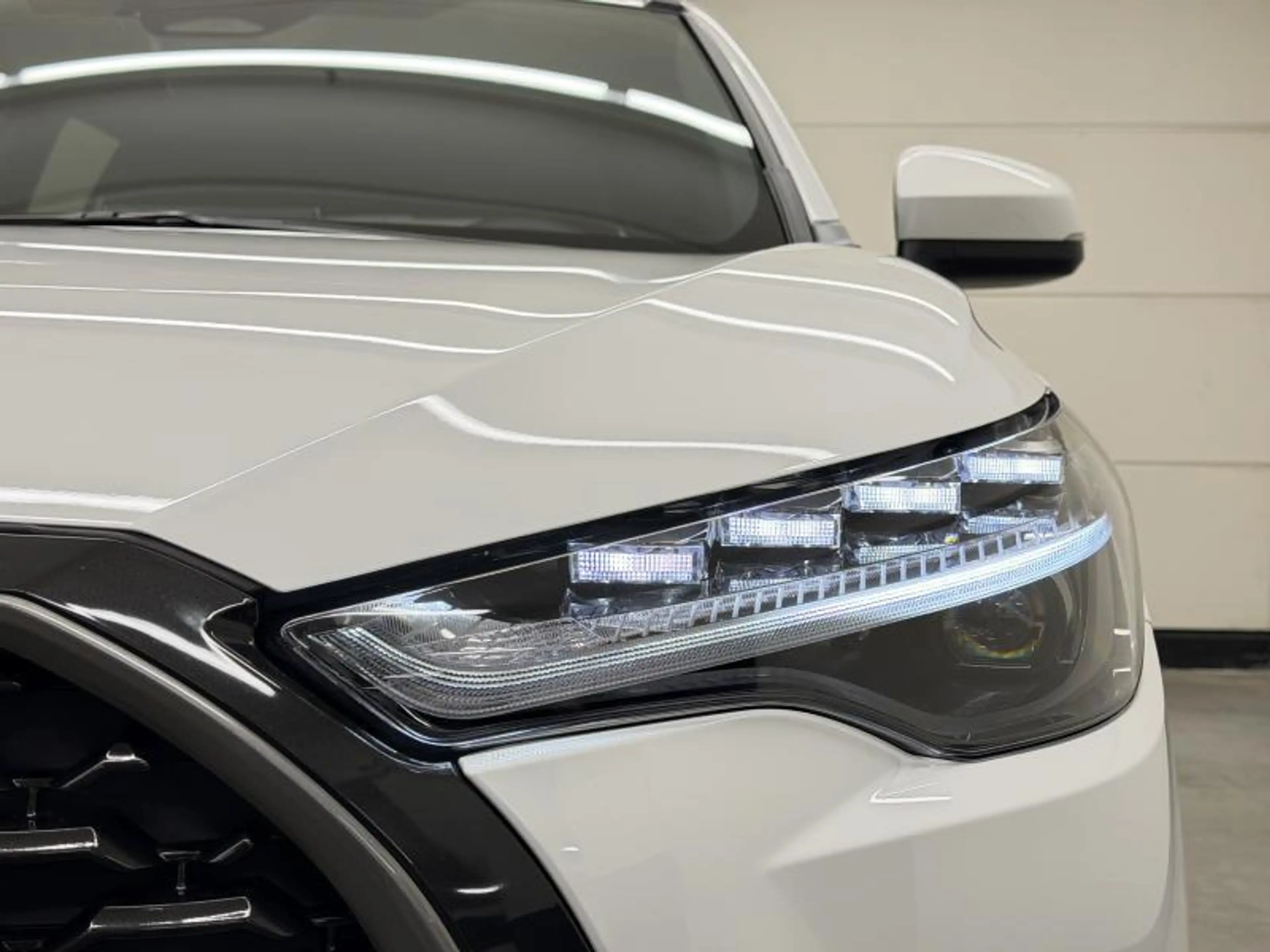 Toyota Corolla Cross Style — photo 5