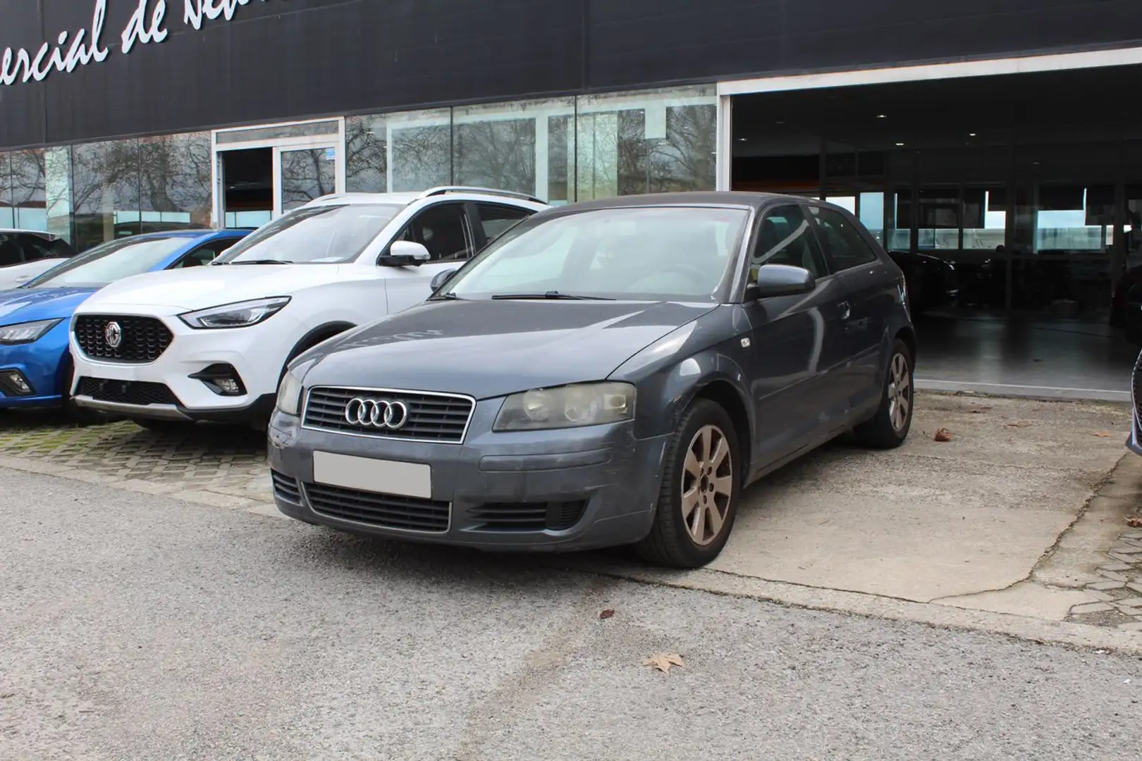 Audi A3 2.0TDI Ambition Gris - 1