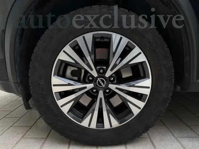 Nissan X-Trail view 15