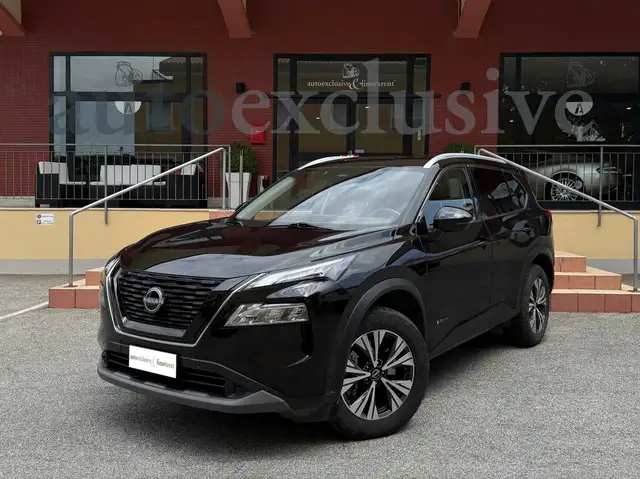 Nissan X-Trail main image
