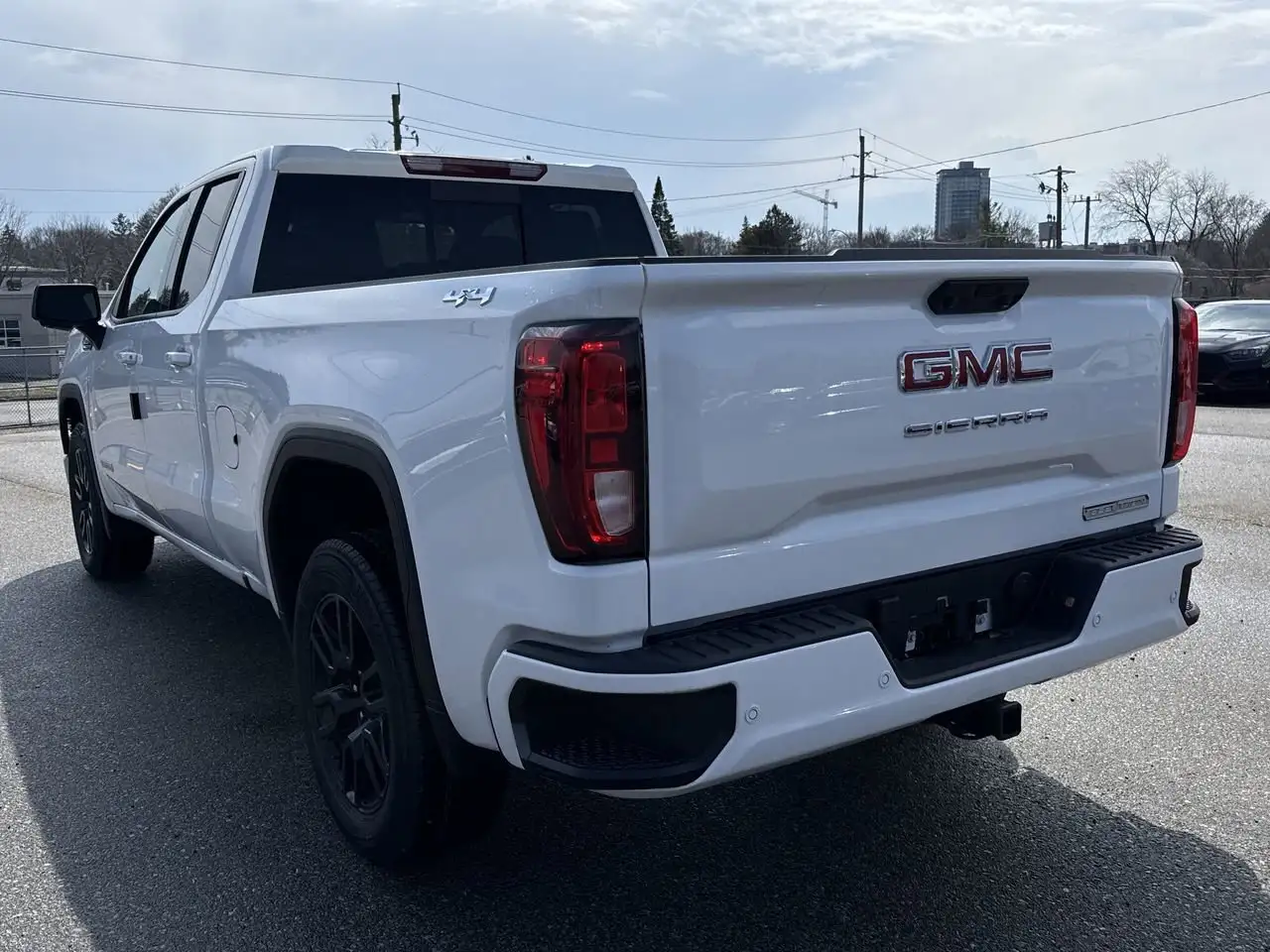 GMC Sierra 1500 снимка GMC Sierra 1500