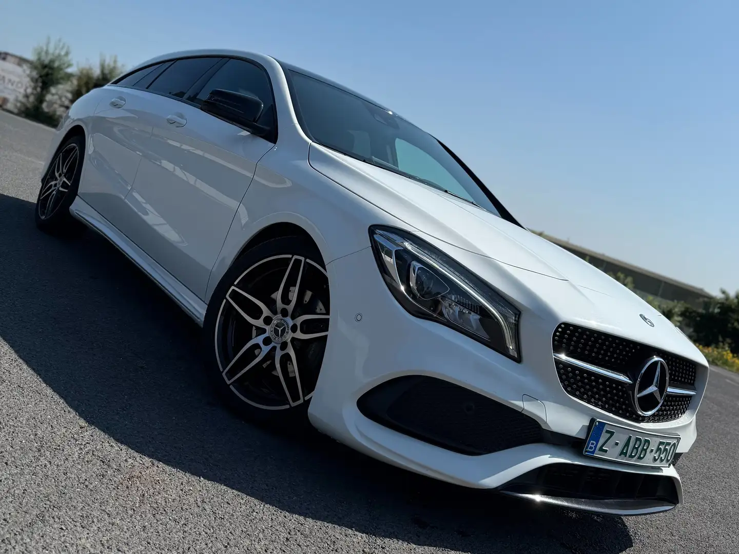 Mercedes-Benz CLA 180 AMG pack / Night pack / Pano dak / Apple Carplay Wit - 2