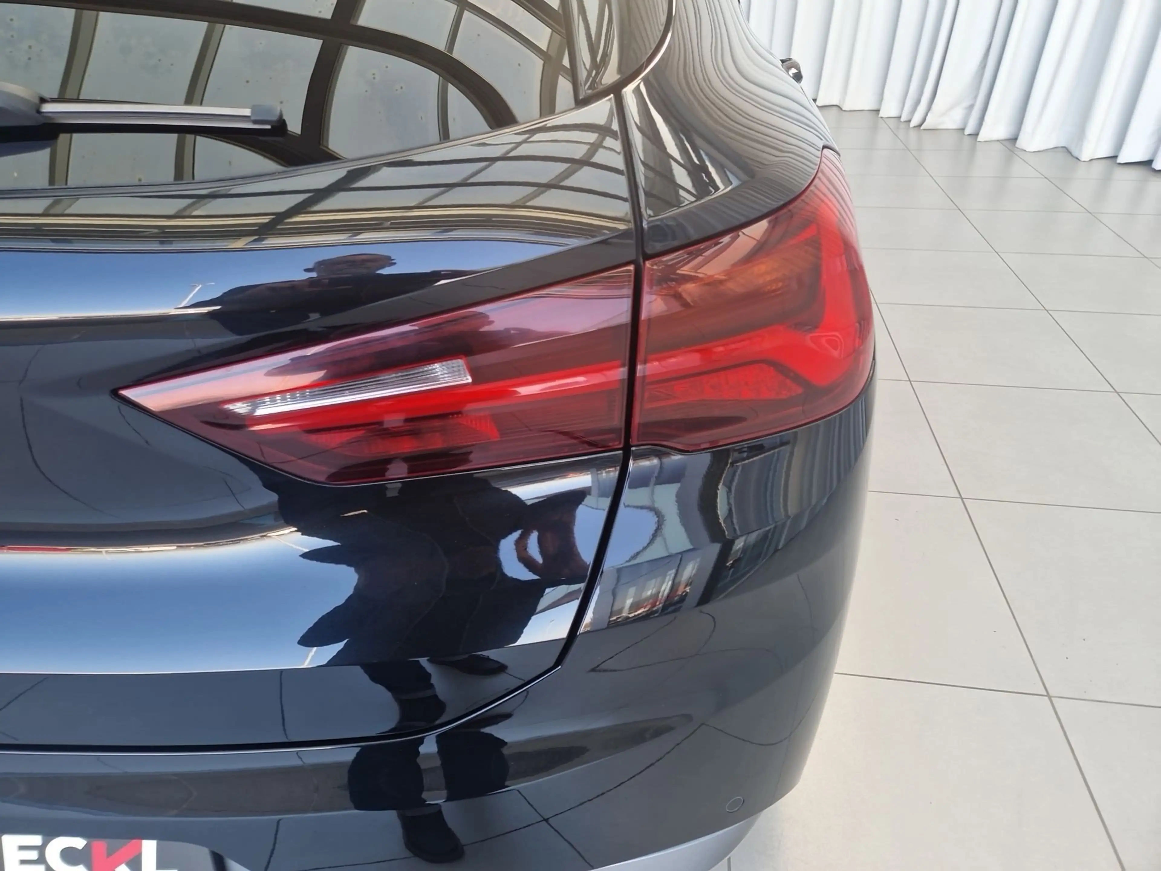 BMW X2 xDrive 18d KlimaA LM SoundSys — photo 12