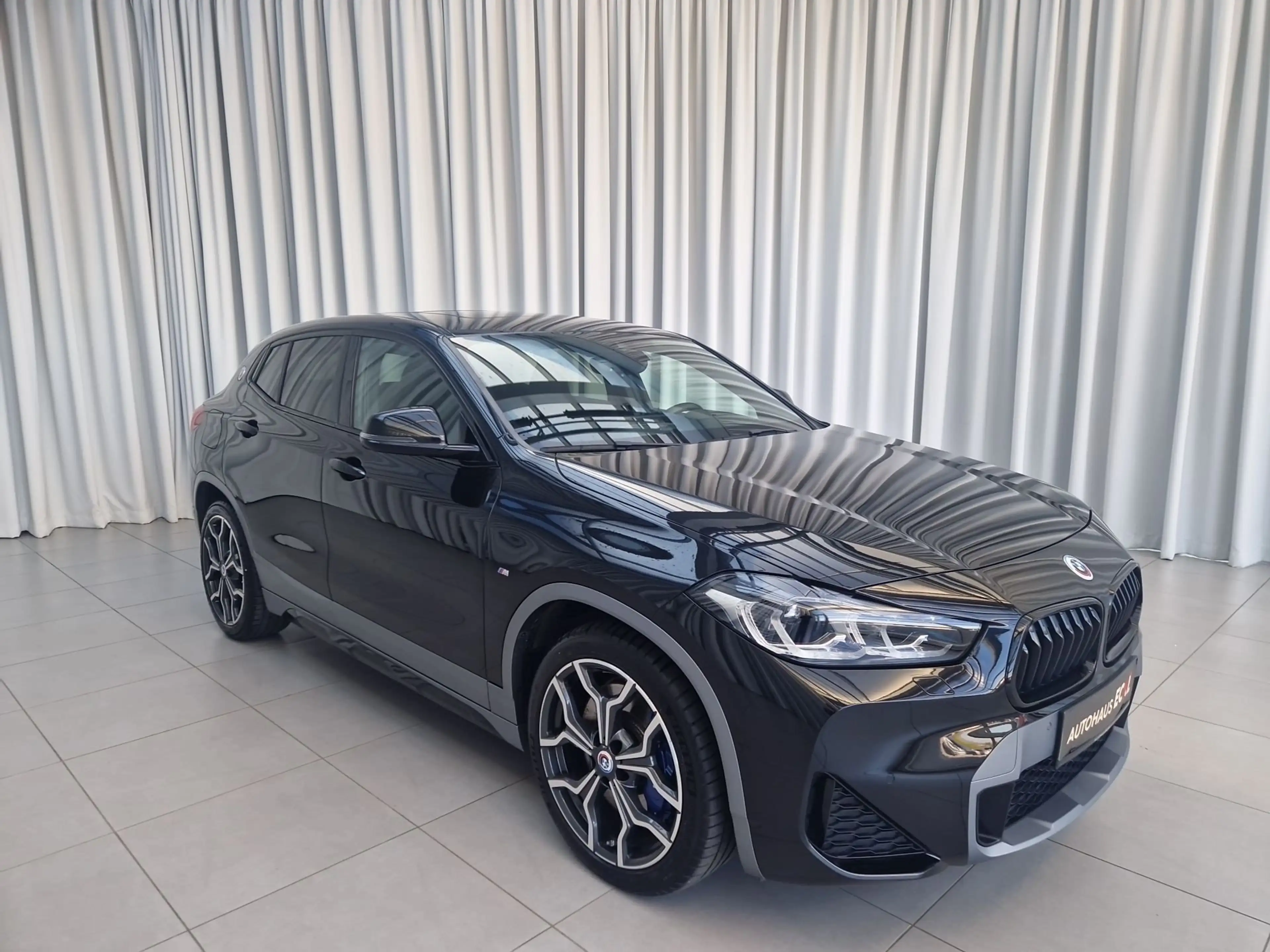 BMW X2 xDrive 18d KlimaA LM SoundSys — photo 3