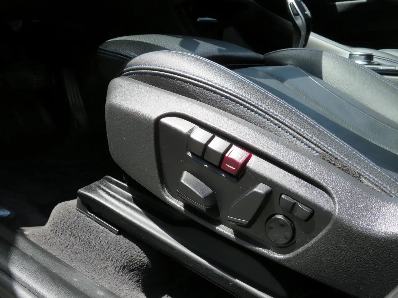 BMW X1 снимка BMW X1