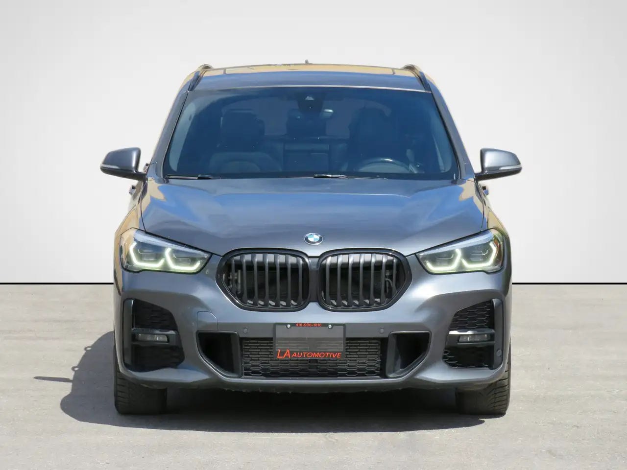 BMW X1 снимка BMW X1