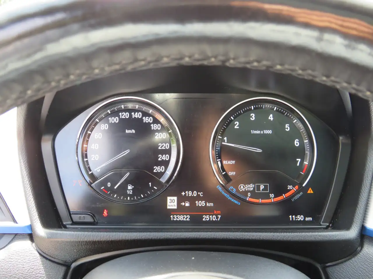 BMW X1 снимка BMW X1