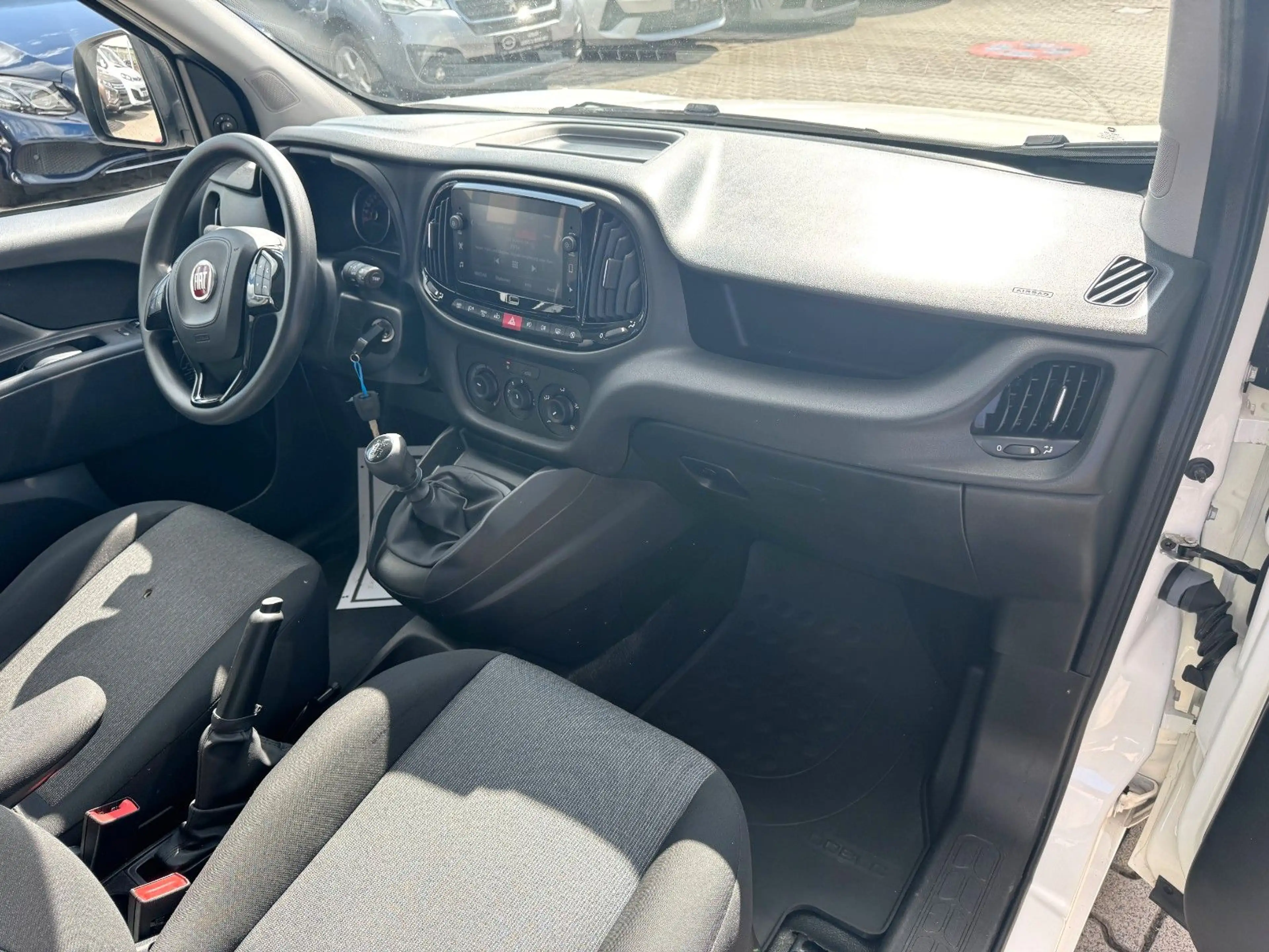 Fiat Doblo SX Kasten *Tempomat*Rückfahrkamera*DAB* — photo 15