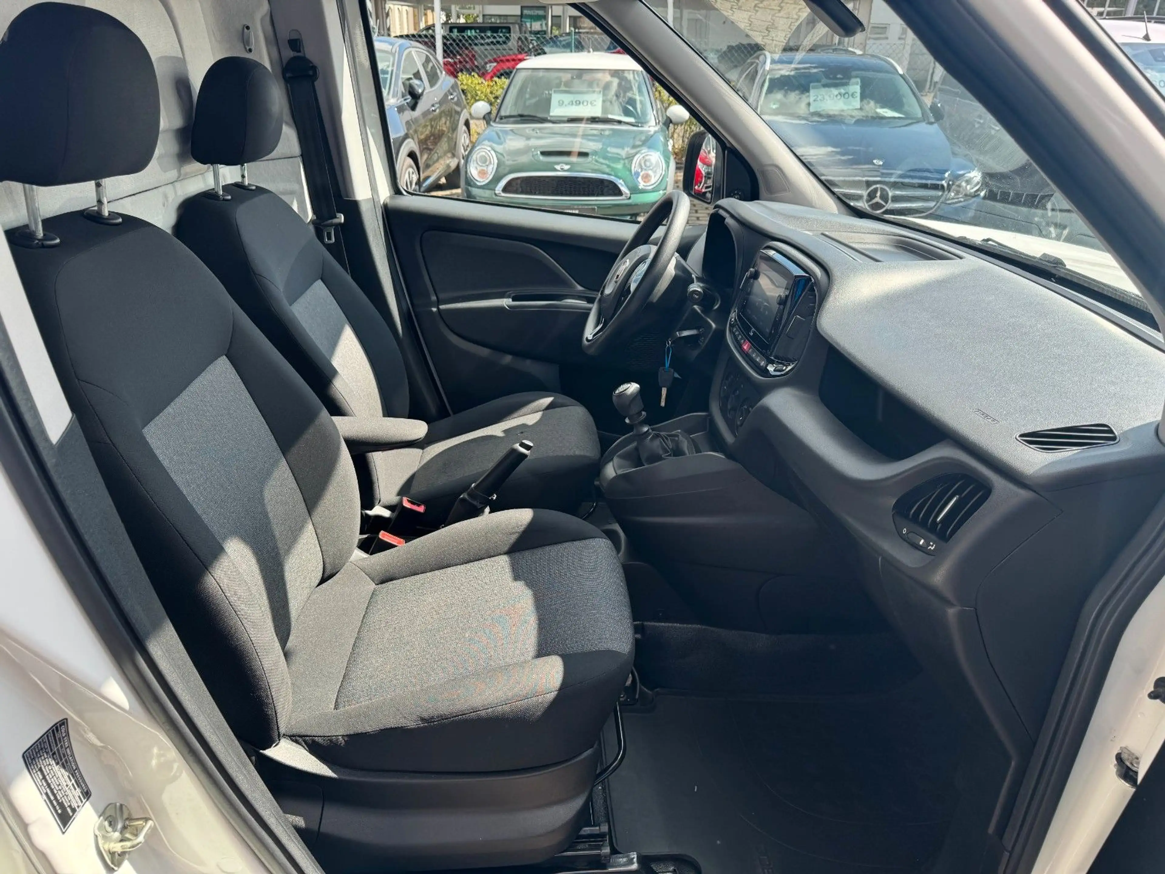 Fiat Doblo SX Kasten *Tempomat*Rückfahrkamera*DAB* — photo 13