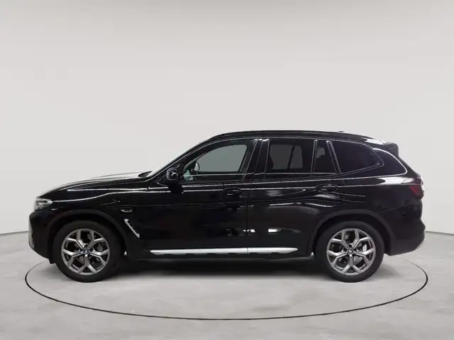 BMW X3 view 6