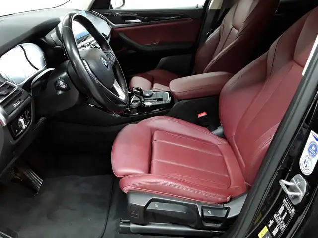 BMW X3 view 7