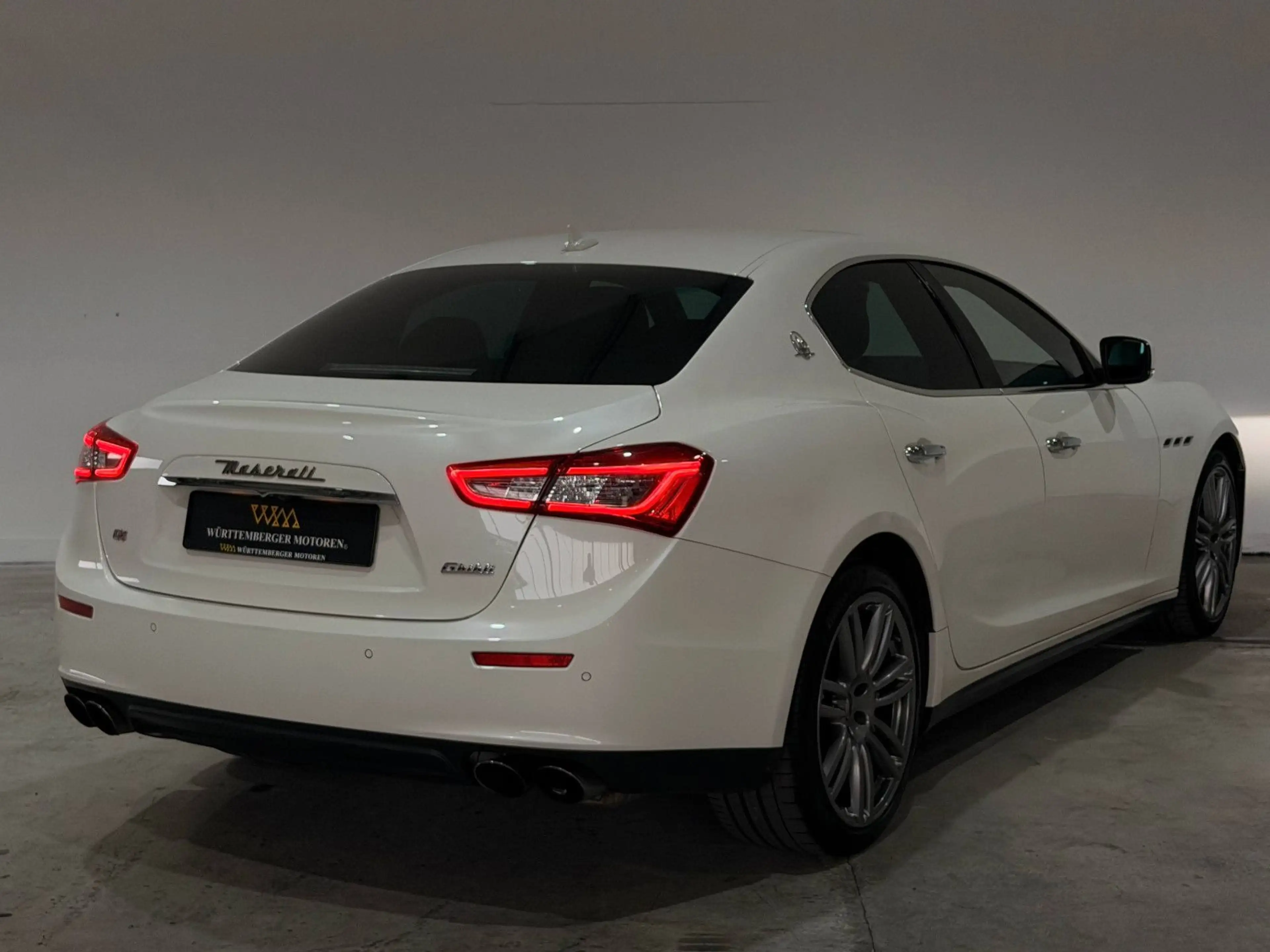 Maserati Ghibli SQ4*SHD*Bi-XENON*KAMERA*CARBON*LEDER*NAVI — photo 5