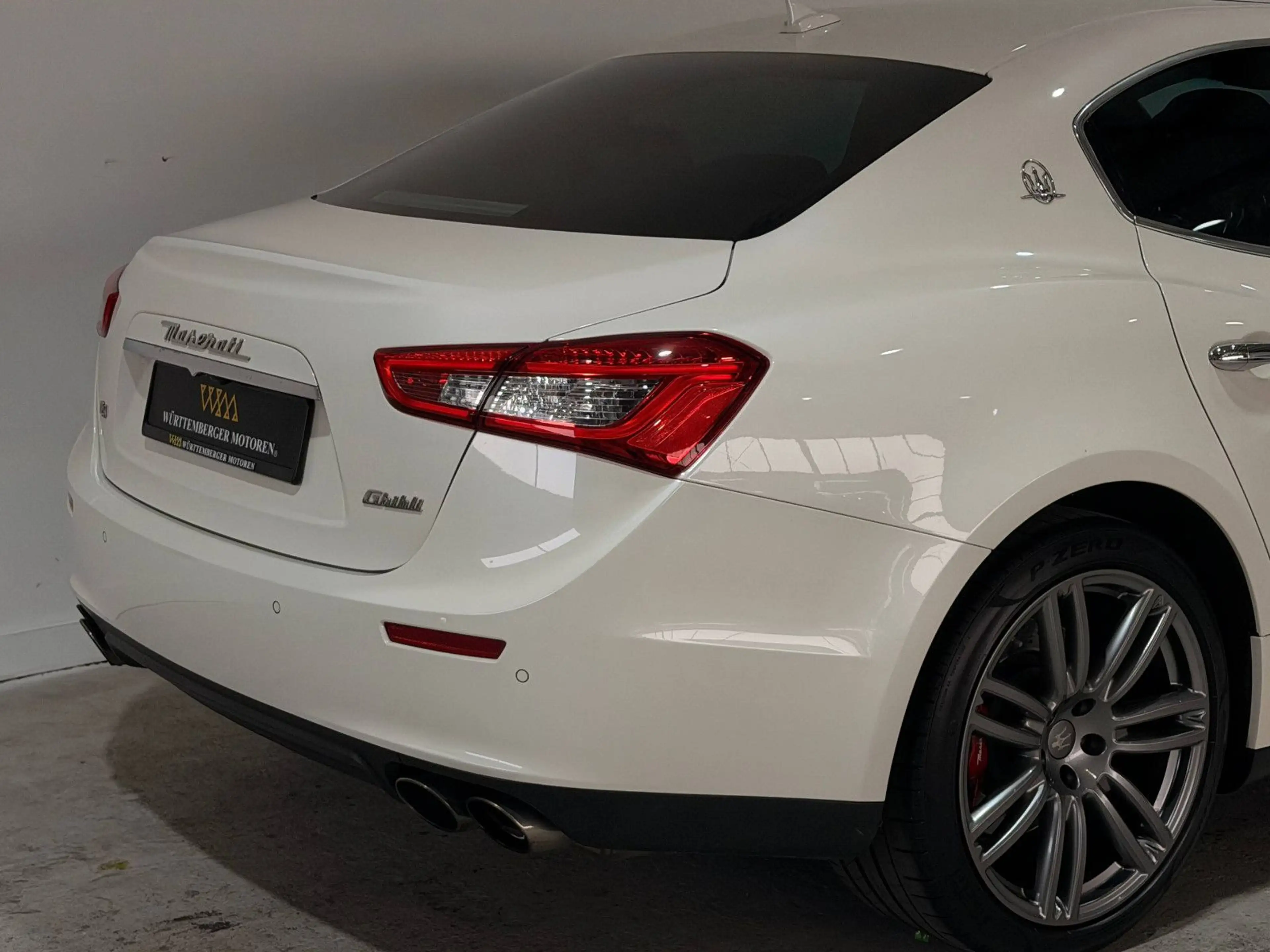 Maserati Ghibli SQ4*SHD*Bi-XENON*KAMERA*CARBON*LEDER*NAVI — photo 11