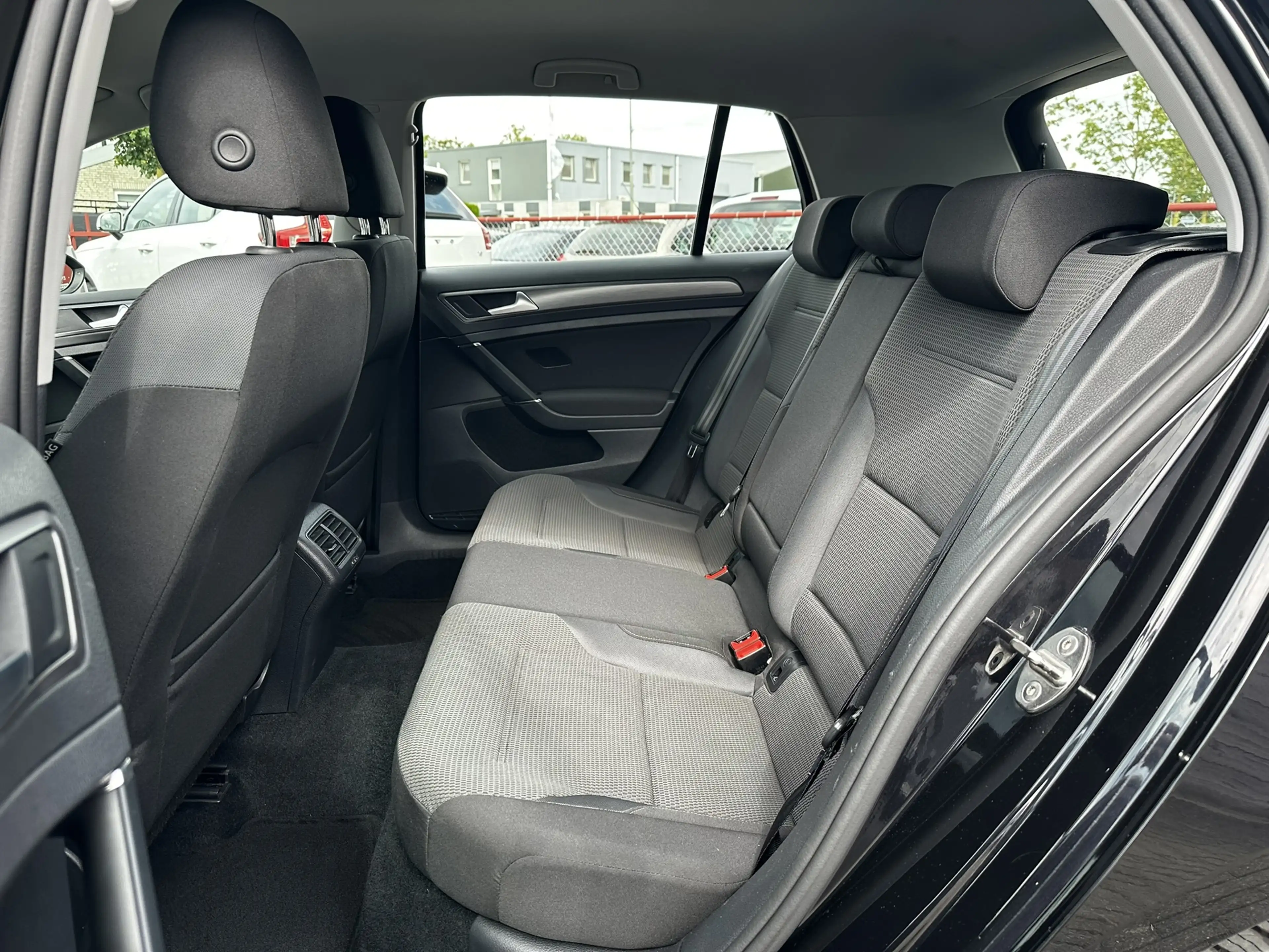 Volkswagen Golf 1.0 TSI Comfortline DSG | Cruise Control | Climate — photo 10