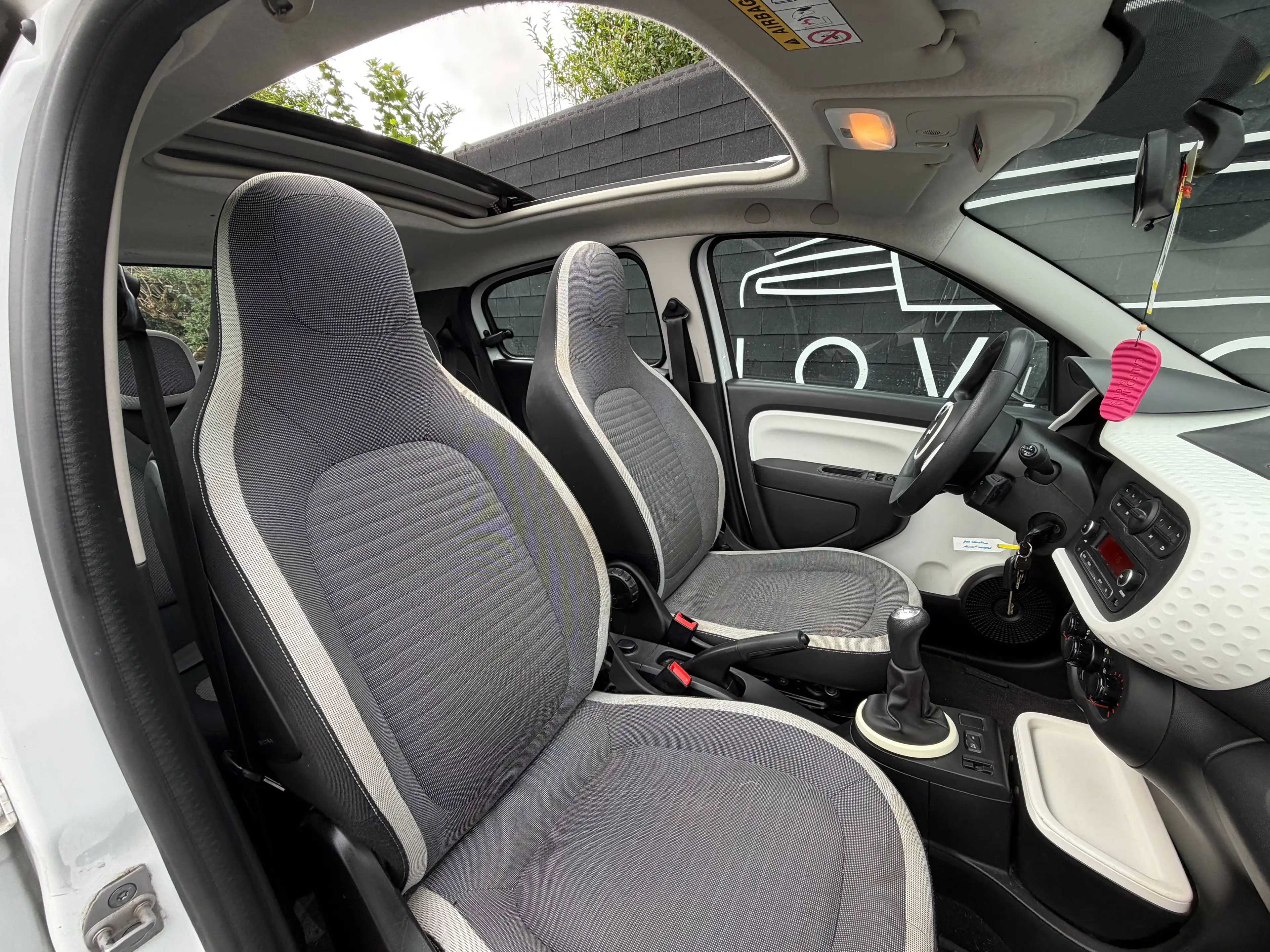 Renault Twingo 1.0i+CABRIOLET+EURO 6B — photo 8