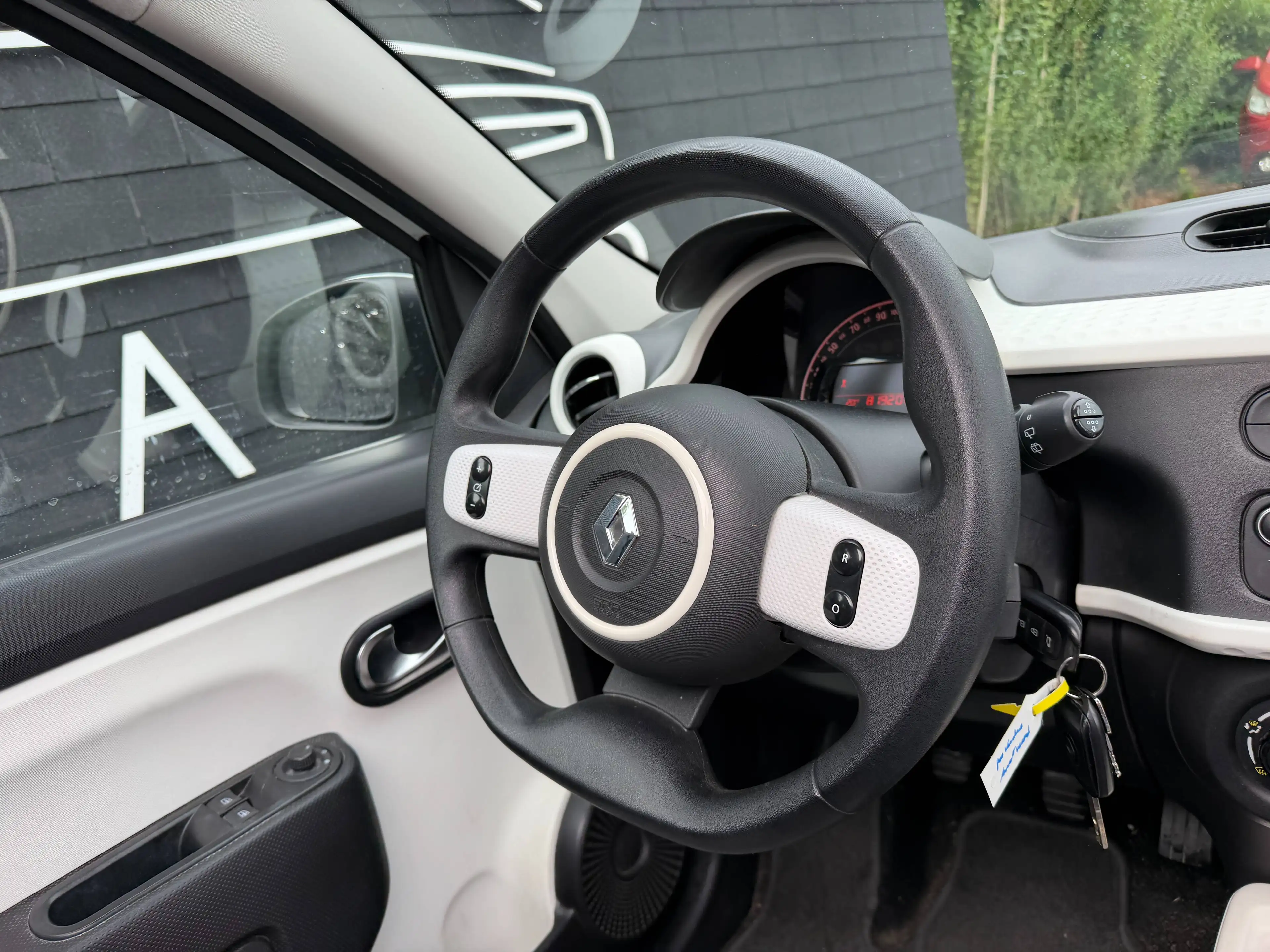 Renault Twingo 1.0i+CABRIOLET+EURO 6B — photo 12