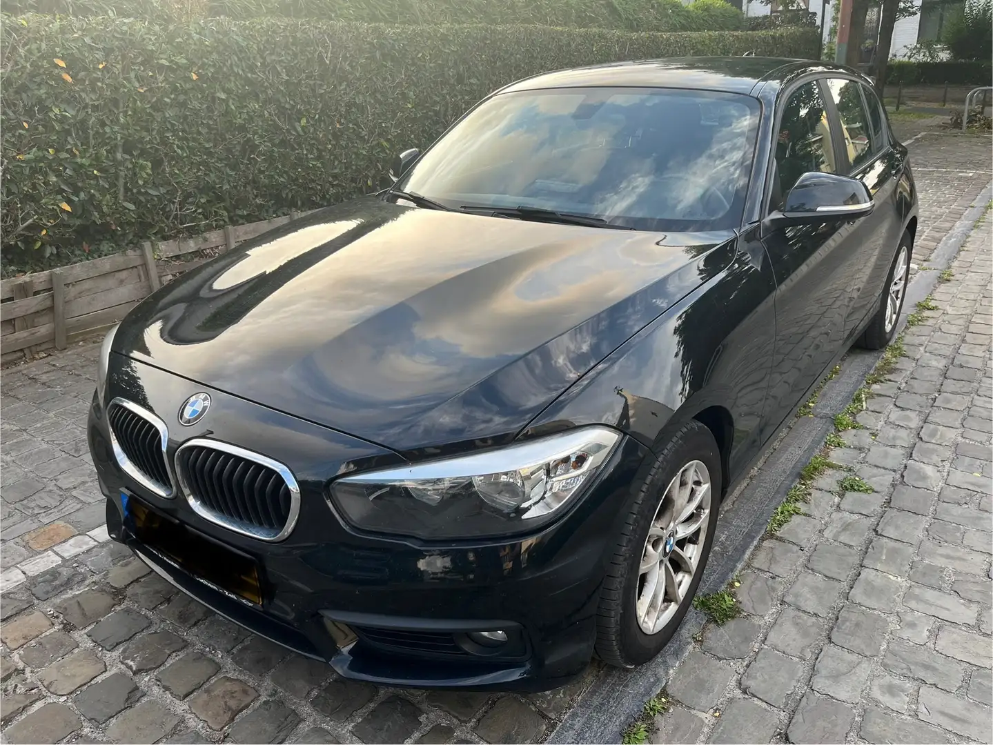 BMW 118 Noir - 1