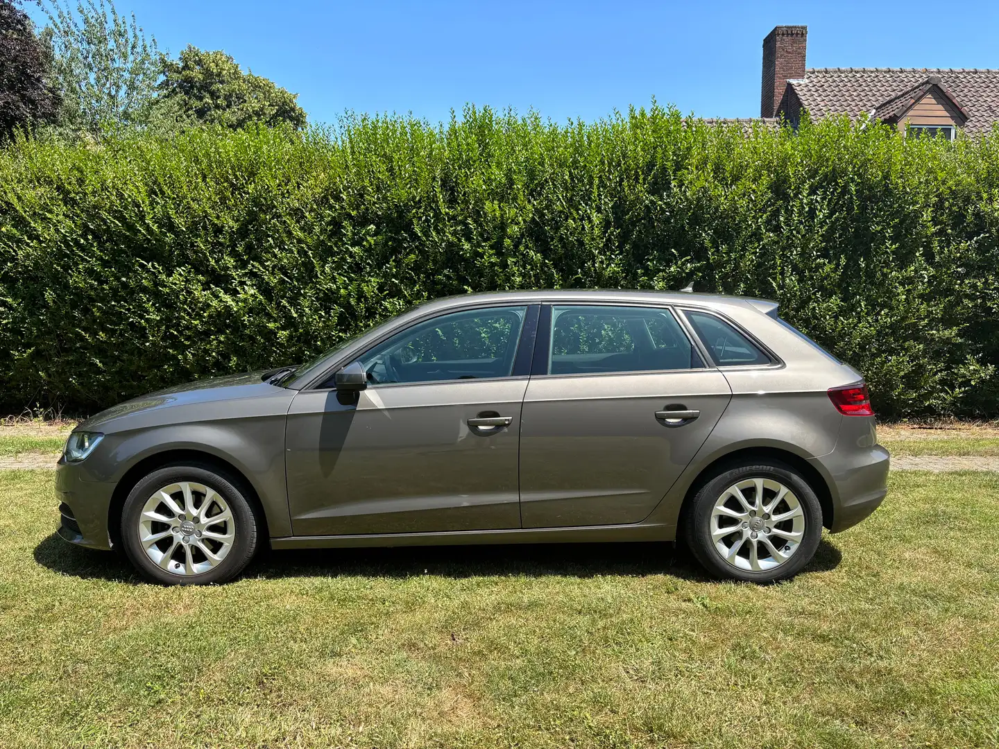 Audi A3 1.2 TFSI Grijs - 2
