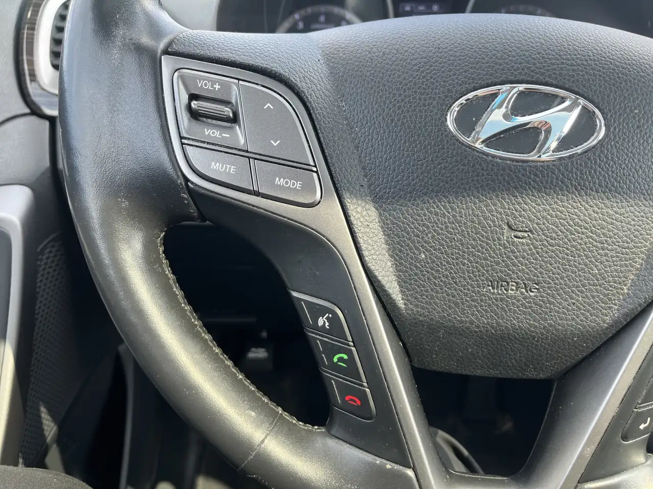 Hyundai SANTA FE снимка Hyundai SANTA FE