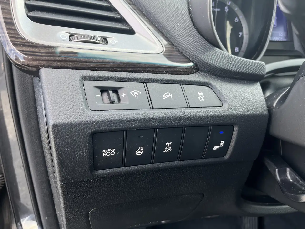 Hyundai SANTA FE снимка Hyundai SANTA FE