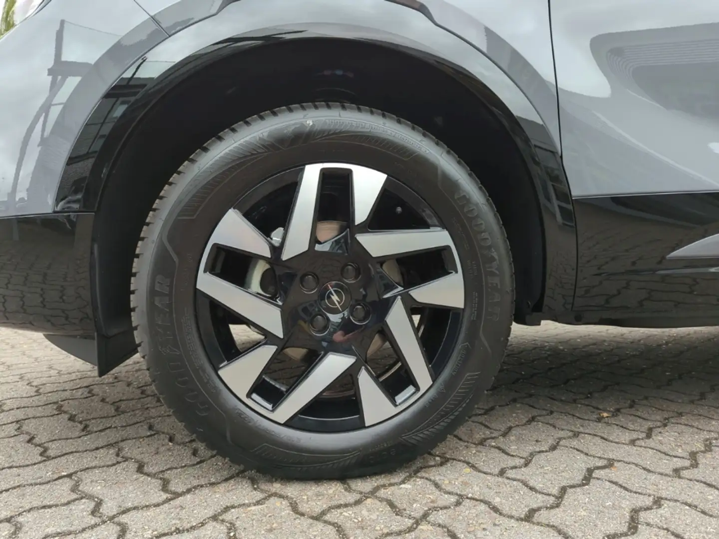 Opel Mokka GS 1.2 Turbo Autom. +Kamera+Allwetter+Sitzhzg.+ Gris - 2
