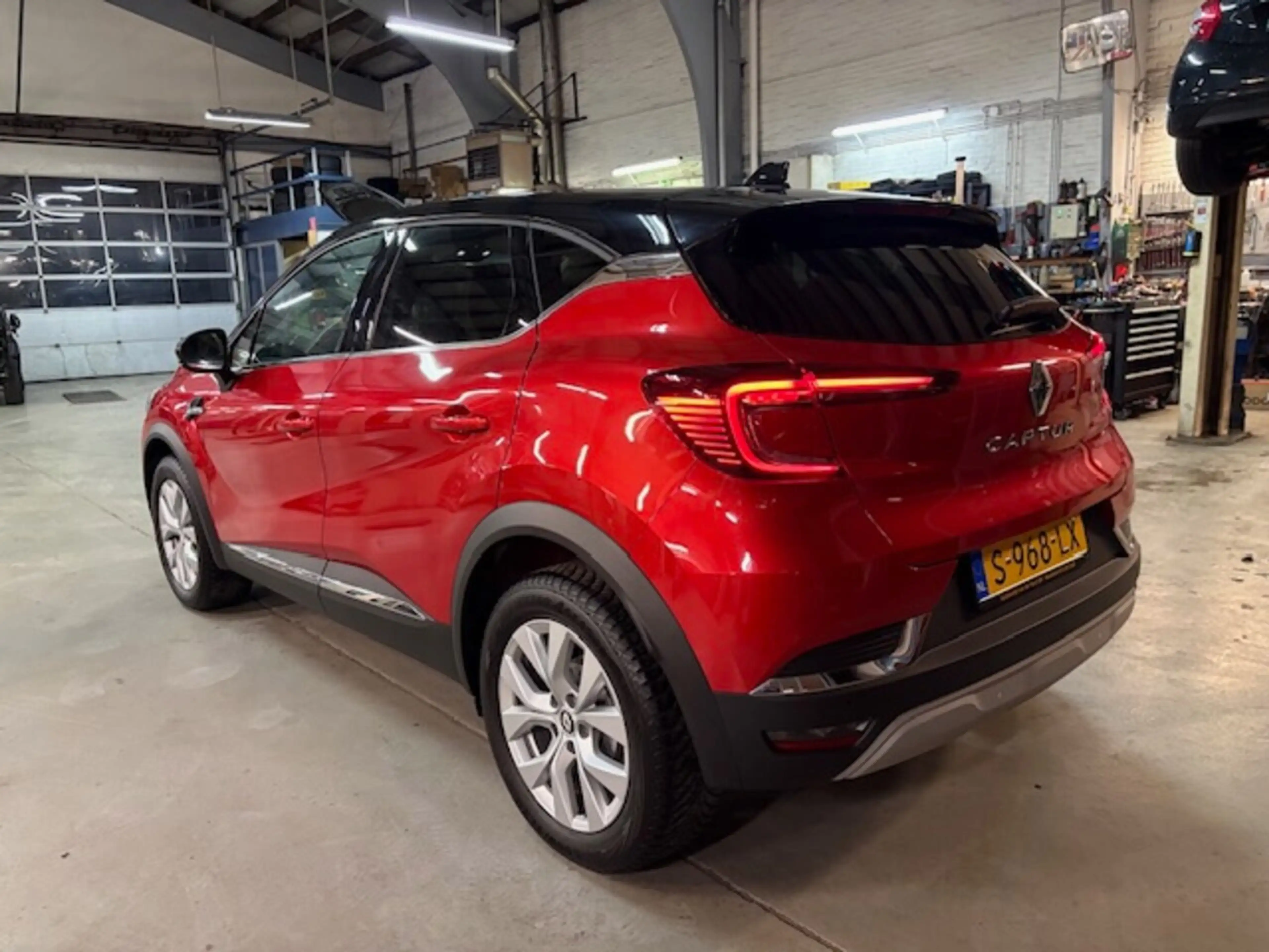 Renault Captur 1.0 TCe 90 Intens | Two Tone lak | Apple carplay / — photo 5