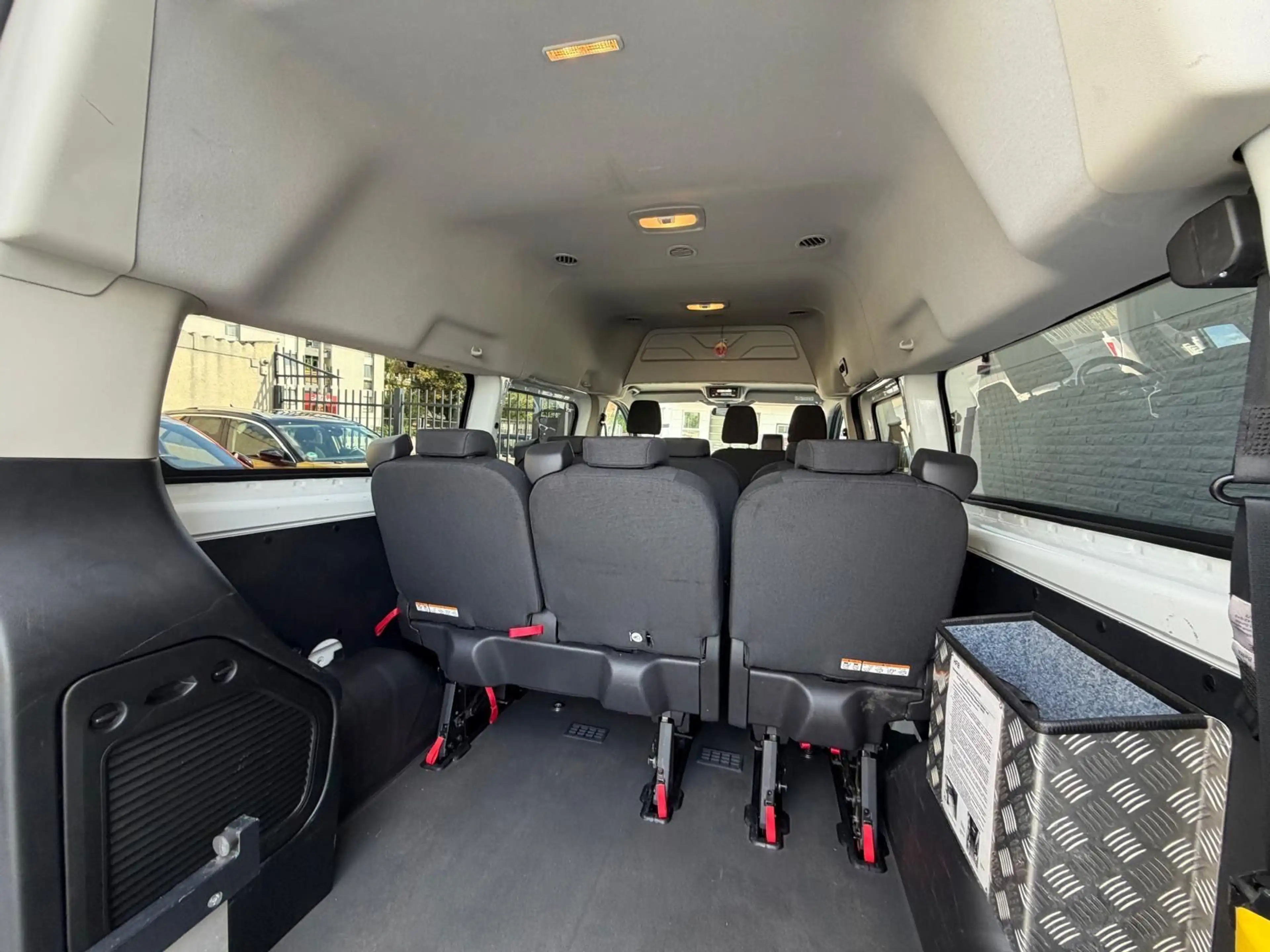 Ford Transit /Tourneo Custom Kombi 310 L2 Trend 8 Sitz — photo 13