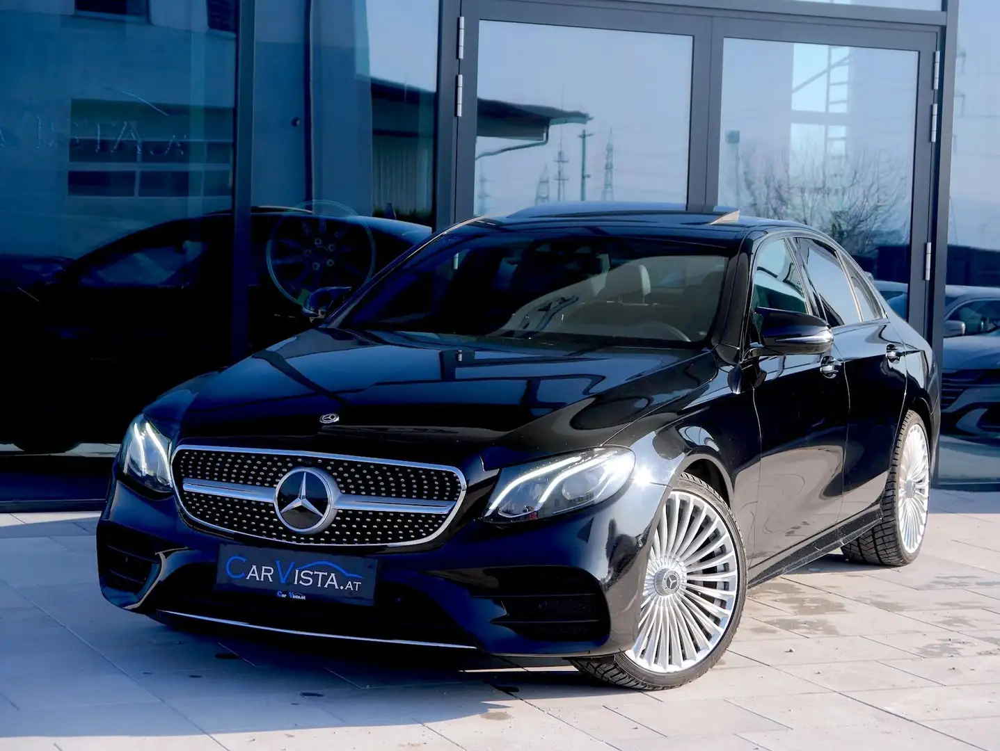 Mercedes-Benz E 400 d AMG-LINE 4Matic *Panorama - Virtual Cockpit* Schwarz - 1