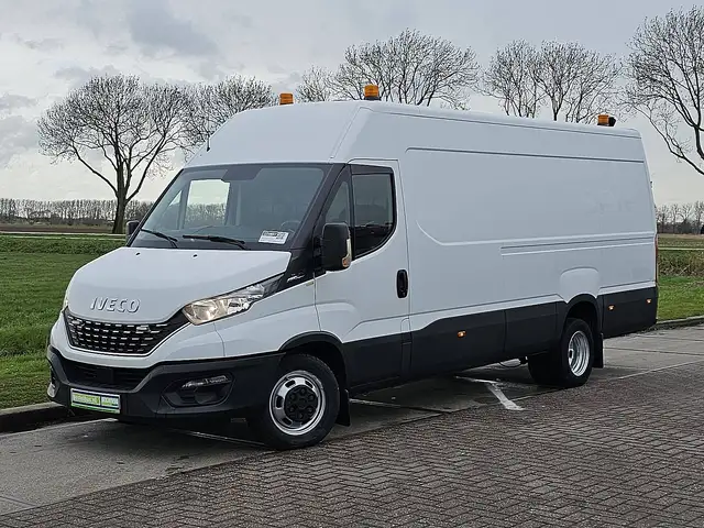 Iveco Daily 35C18 3.0L L4H2 Dubbellucht Automaat Navi Clima Tr
