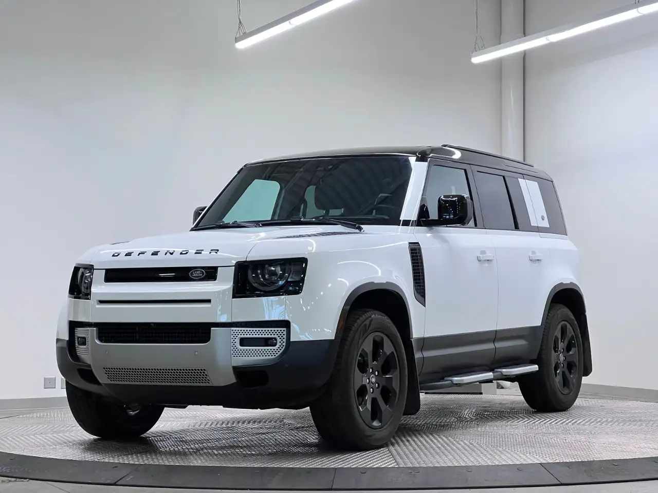 2024 Land Rover Defender