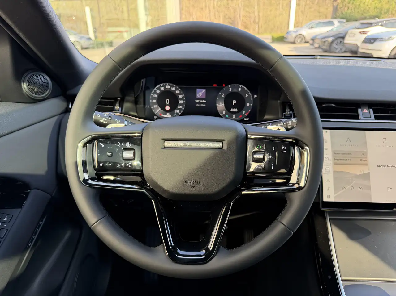 Land Rover Range Rover Evoque 2026 — фото 15