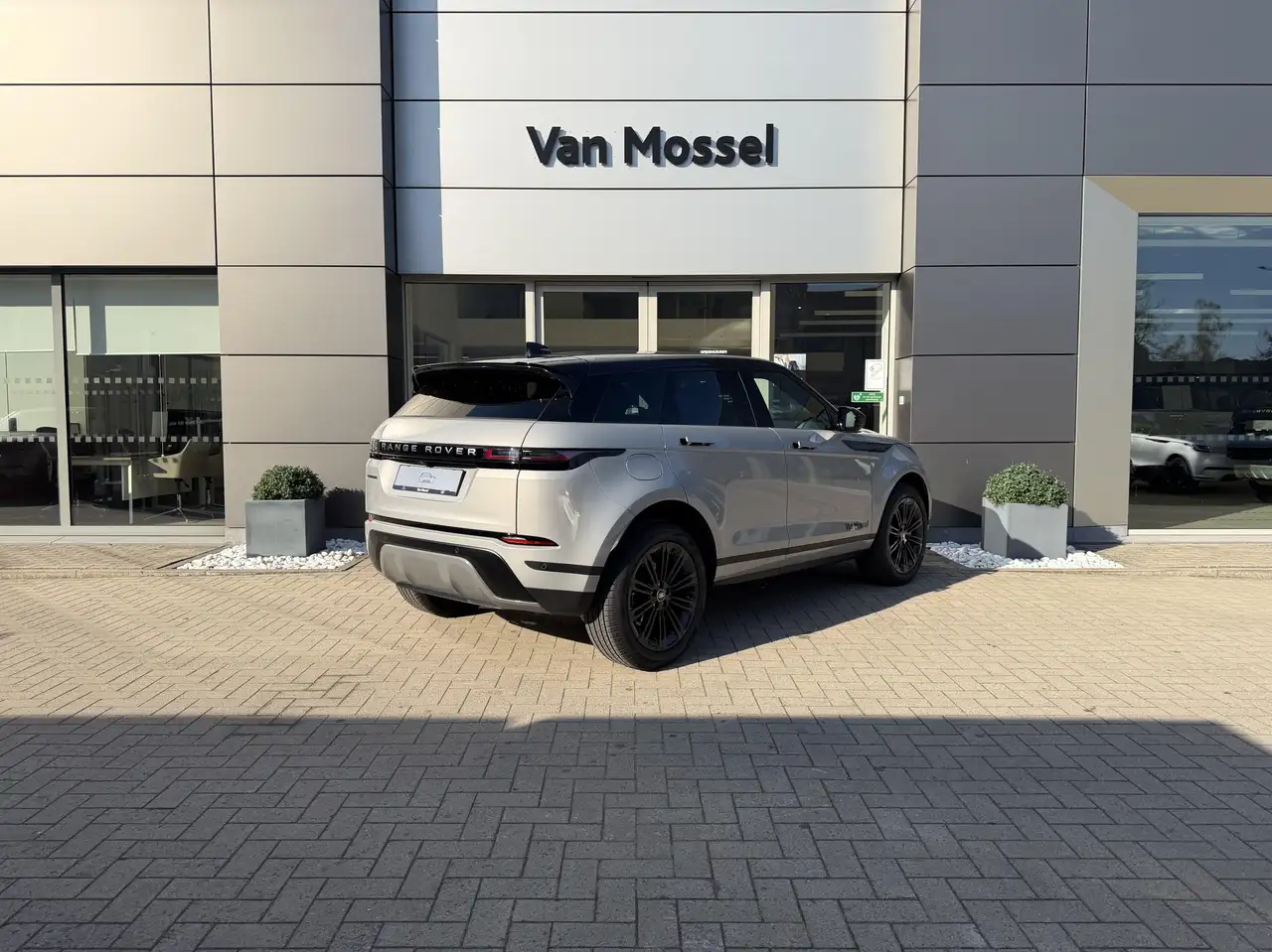 Land Rover Range Rover Evoque 2026 — фото 7