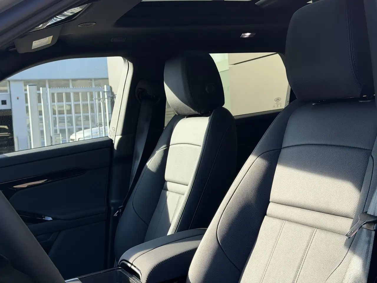 Land Rover Range Rover Evoque 2026