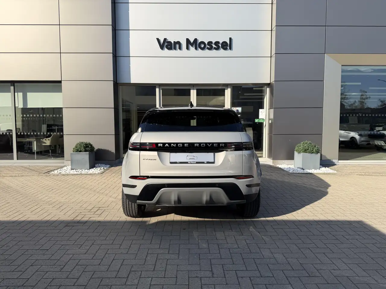 Land Rover Range Rover Evoque 2026 — фото 8