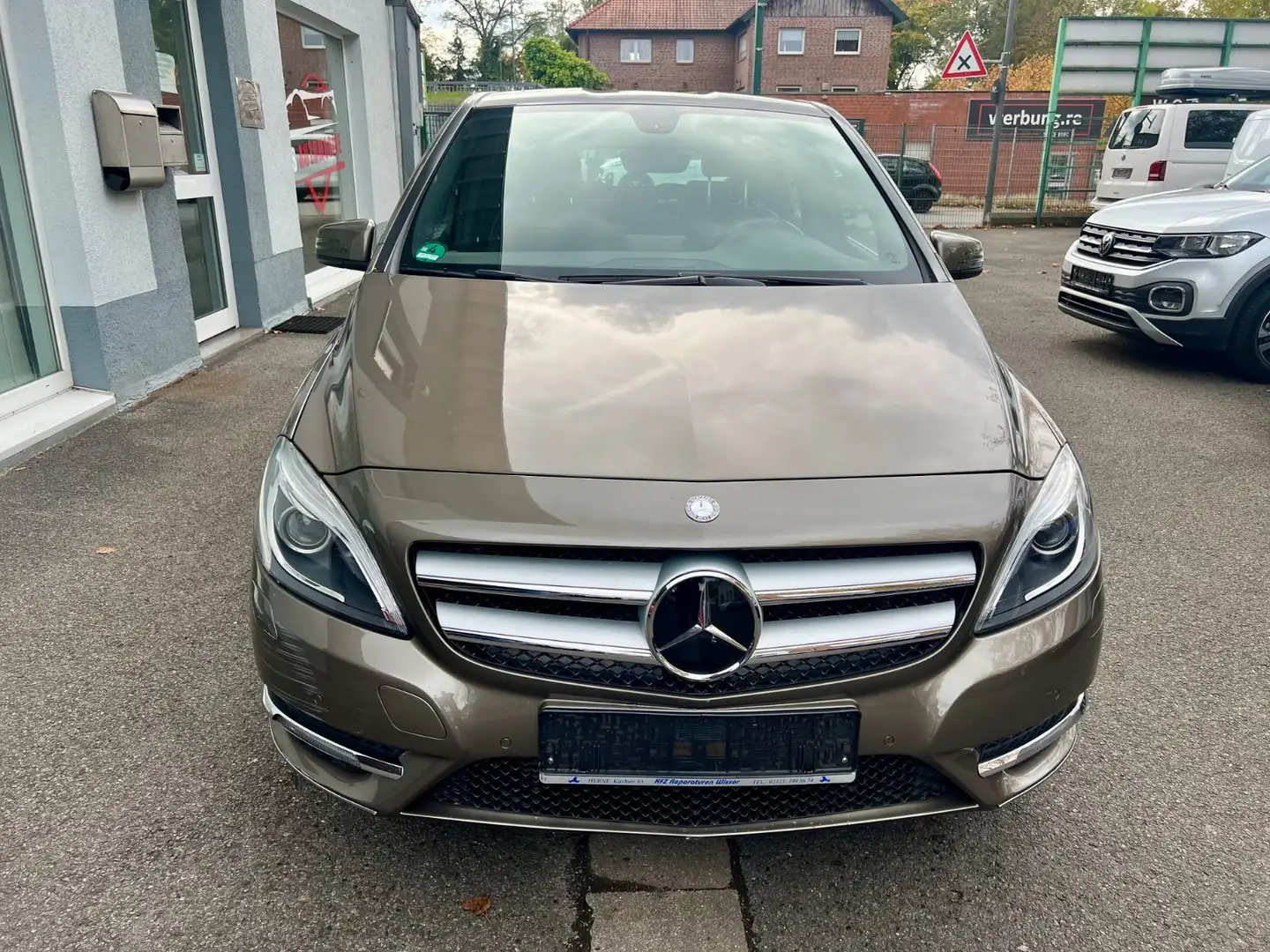 Mercedes-Benz B 180 B -Klasse B 180 "1.Hand"Scheckheft"Navi"Kamera" Grau - 2