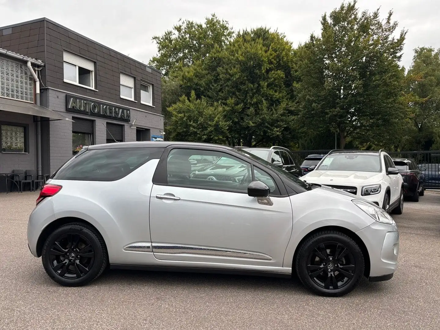 Citroen DS3 SoChic Navi/PDC/Klimaaut./Selection/NUR80TKM Silber - 2