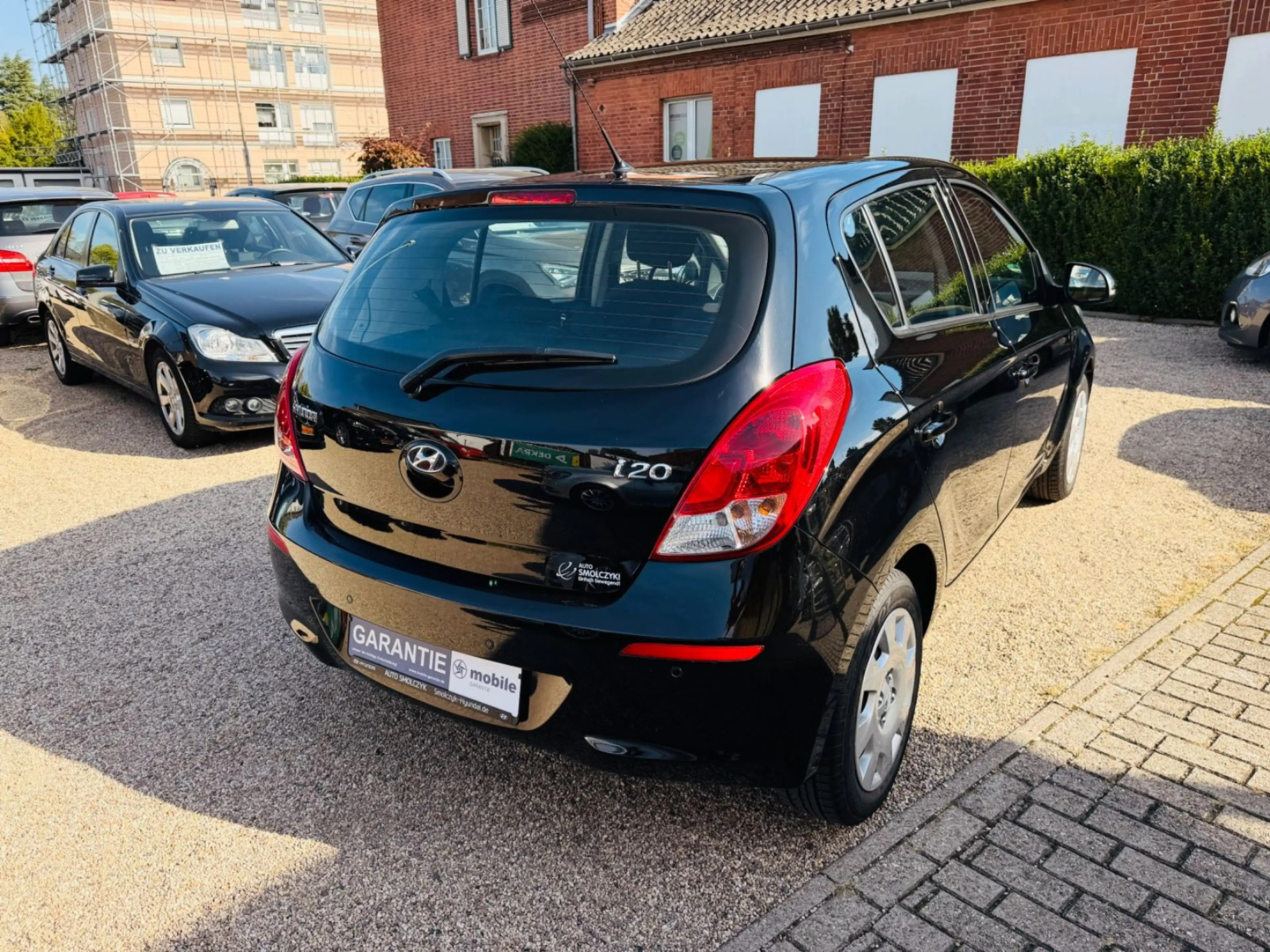 Hyundai i20 Trend aus 1 Hand echte KM Scheckheft+Klima — photo 7