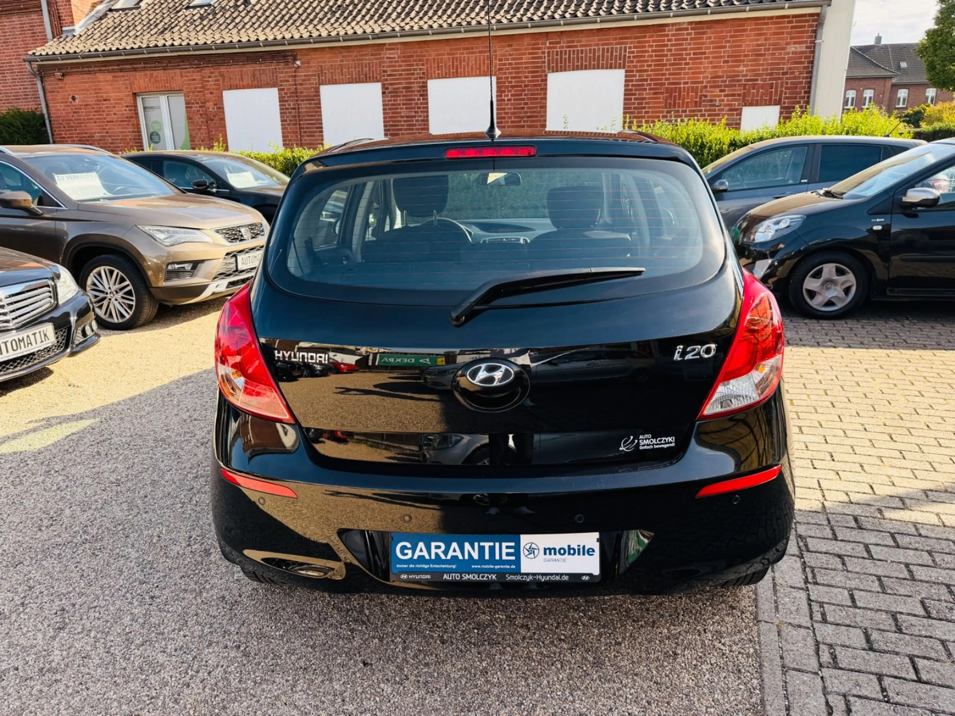 Hyundai i20 Trend aus 1 Hand echte KM Scheckheft+Klima — photo 6