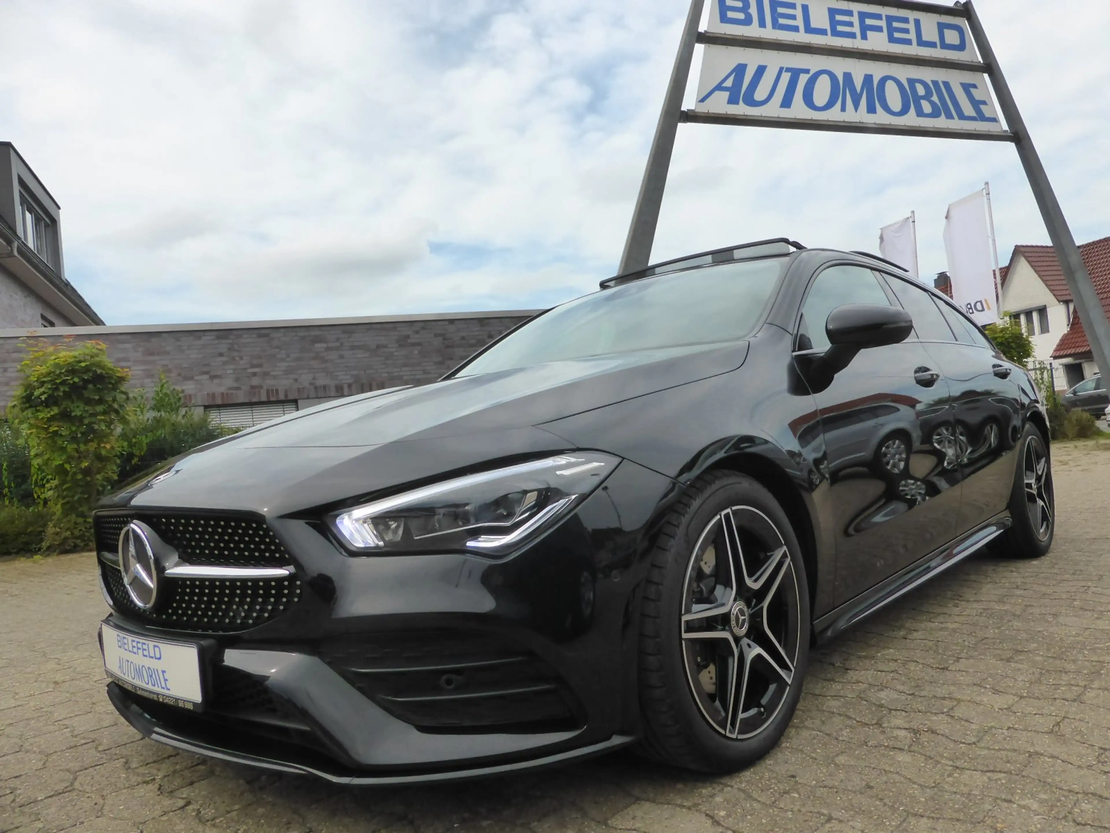 Mercedes-Benz CLA 220 d Shooting Brake AMG Line Standhzg/Pano/LED/Navi/A — photo 12