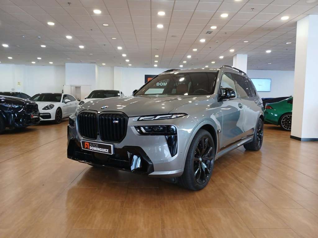BMW X7 M60iA - foto 1