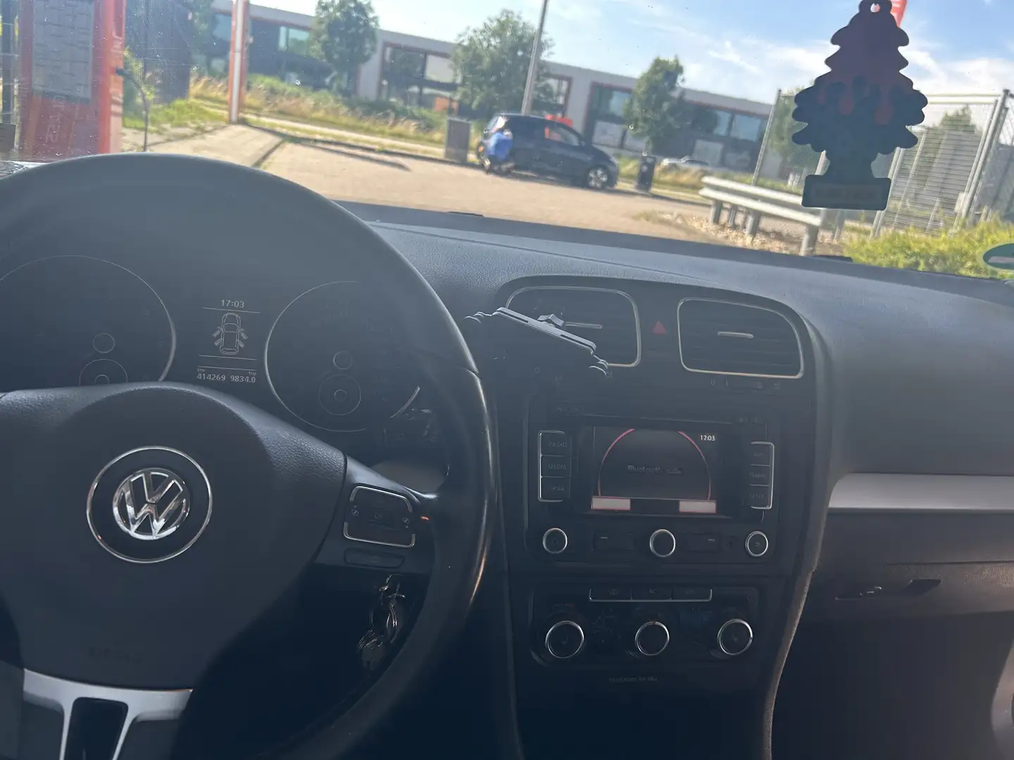 Volkswagen Golf 2.0 TDI Highline Wit - 1