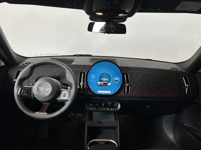 Mini Countryman view 9